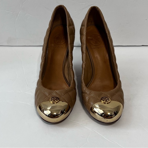 Tory Burch 7.5 Kaitlin Tan Gold Quilted Wedge Shoes - Picture 2 of 13